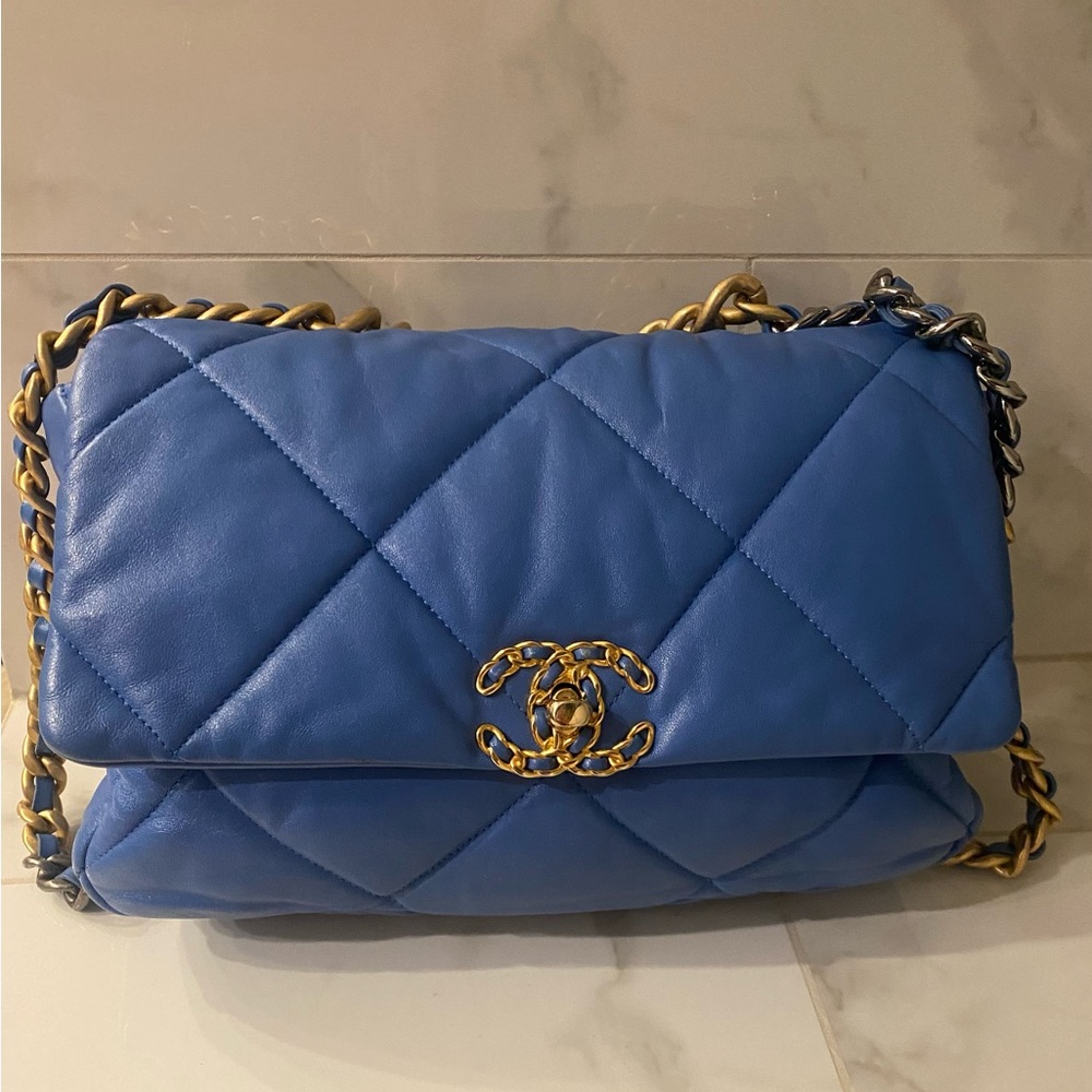 CHANEL 19 Large Blue Quilted Lambskin Handbag